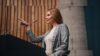 Public Speaking: Speak Clearly & Present With Confidence